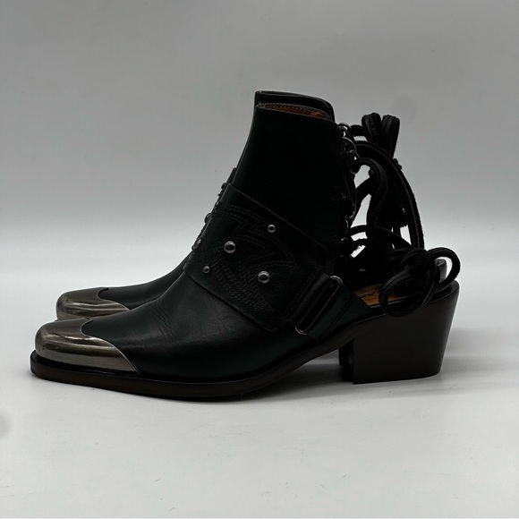 Free People Rory Studded Shoe Boots. Size 6 - Picture 4 of 10